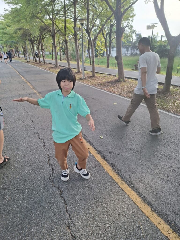 ออกกำลังกายที่สวน และเรียนรู้ธรรมชาติ